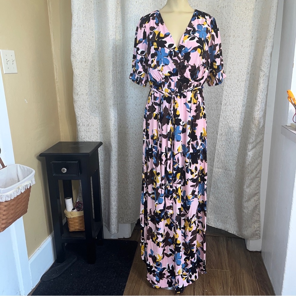Motherhood Maternity pink floral long dress. NWT, Size Medium